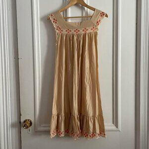 Vintage 1970s Peach Nylon Nightgown & Robe Set with Embroidered Lace Trim